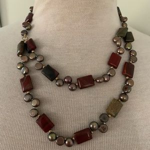 Vintage Freshwater pearls and natural stones necklace NWT